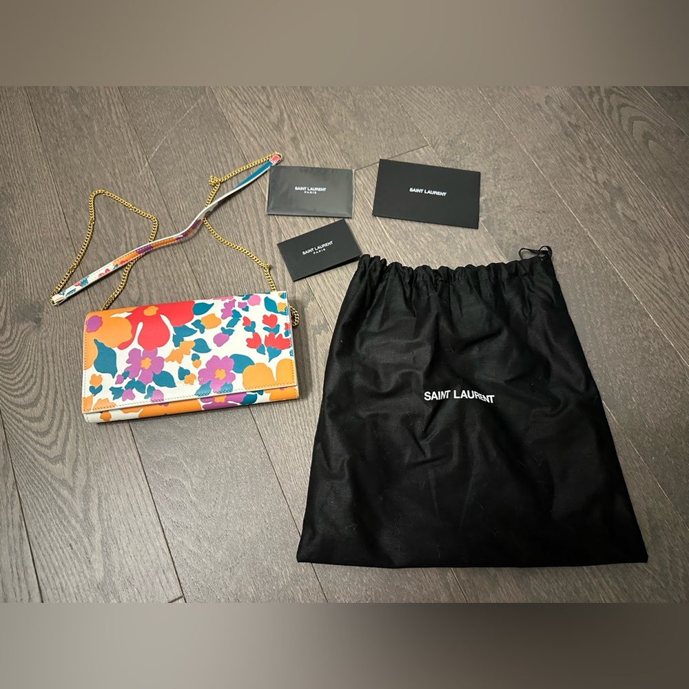 NWT YSL Saint Laurent Smooth Calfskin Floral Wallet on Chain